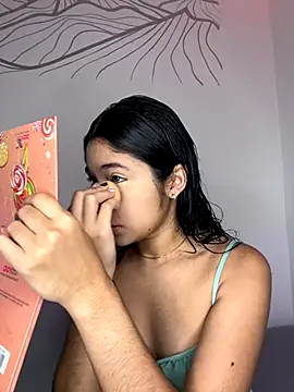 Snapshot of Ariasex_ chatting on October 17, 7:05 pm Ariasex online show from October 17, 7:05 pm