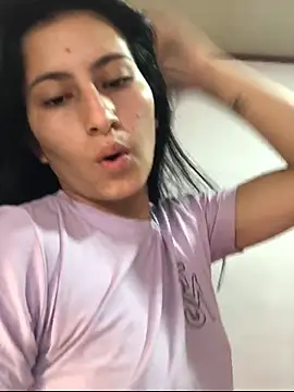 IAM SARAH online show from October 16, 8:32 pm