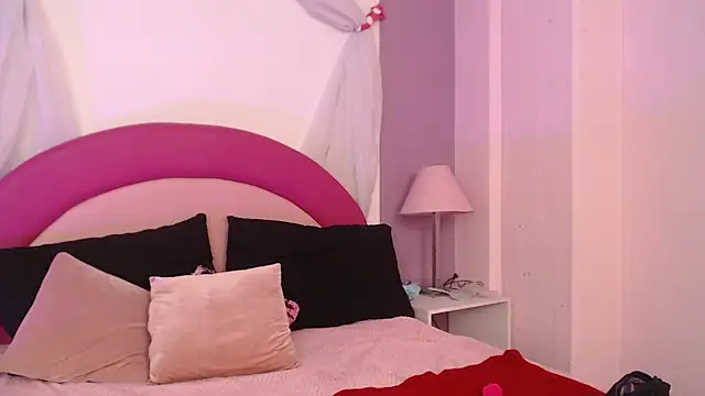 SweetRenata  online show from April 26, 12:58 pm