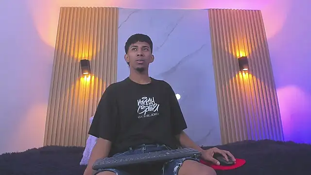 Ethan thouse online show from October 10, 3:16 am