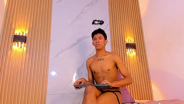 Ethan thouse online show from November 7, 7:14 pm