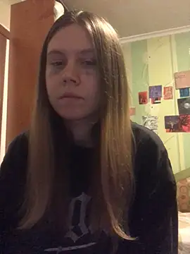 LunaVirelle online show from October 31, 3:24 pm