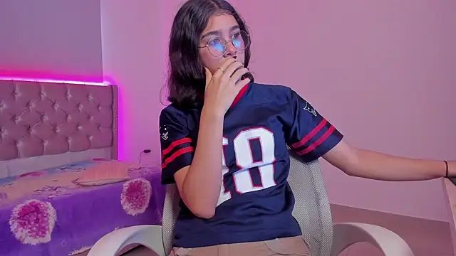 beiby glow online show from October 16, 12:28 pm