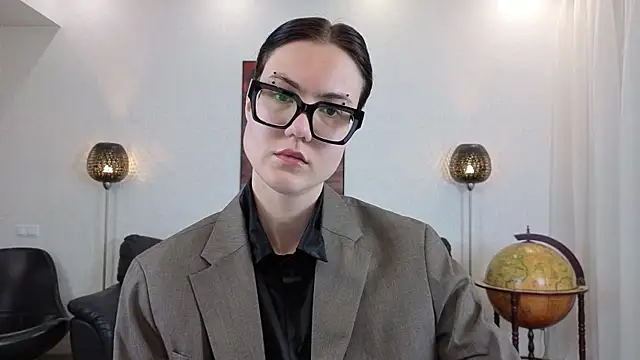 Marie Fitch online show from May 2, 12:48 am