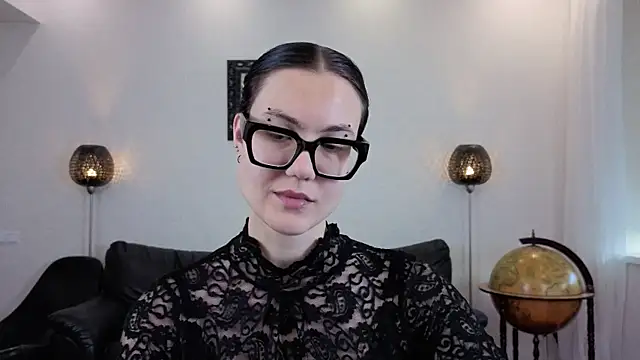 Marie Fitch online show from June 4, 2:28 am