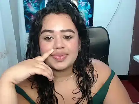 oliviia cute online show from January 14, 2:50 am