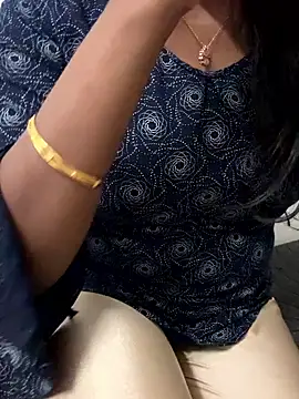 Tamilmallu-duskygirl03 online show from November 13, 7:35 pm