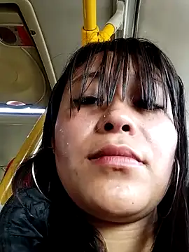 Snapshot of Mariana_21xx chatting on October 15, 12:05 pm Mariana 21xx online show from October 15, 12:05 pm
