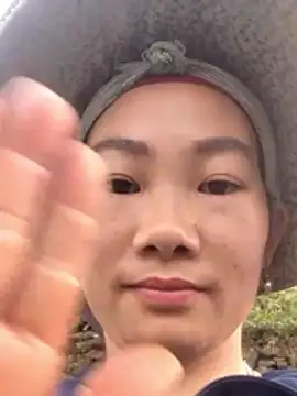 gio-thu online show from April 11, 9:02 am