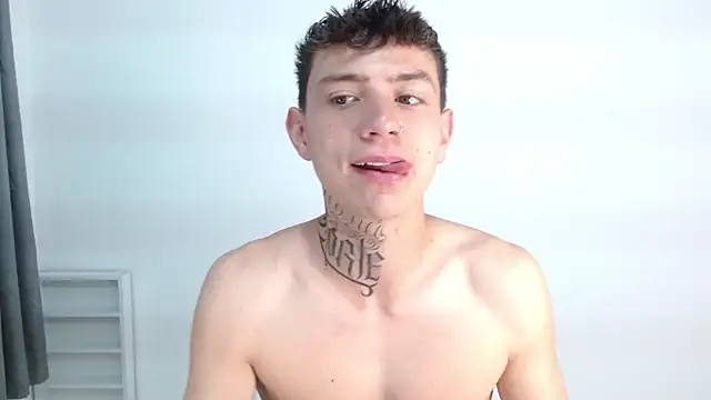 hot teo  online show from November 27, 11:23 am