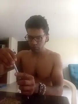 Snapshot of Fuego3x chatting on November 3, 12:17 pm Fuego3x online show from November 3, 12:17 pm