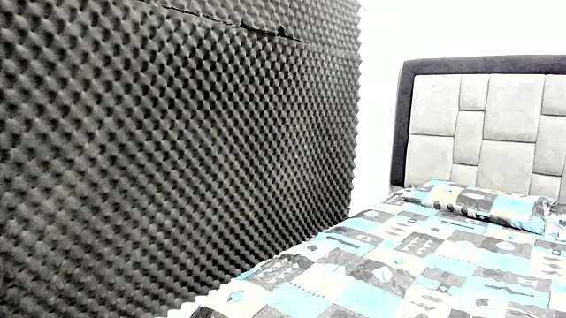 Snapshot of gabi-grey chatting on October 13, 6:19 pm gabi-grey online show from October 13, 6:19 pm