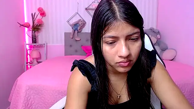 zara cute online show from April 10, 12:10 pm