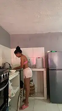 thepicis online show from November 30, 4:33 pm