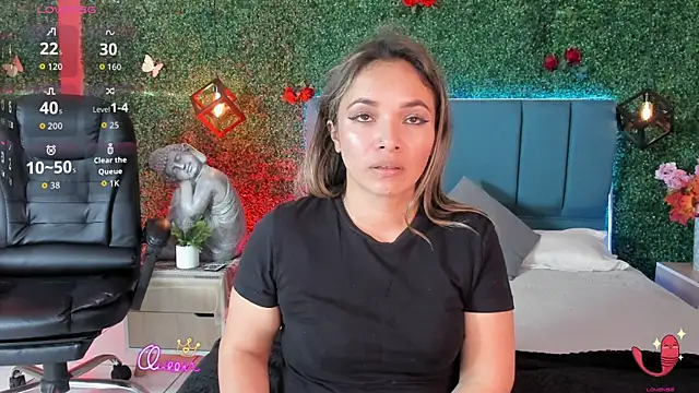 Kiaraa88 online show from June 9, 8:20 pm