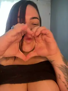 Snapshot of Fernandinhacarioca021rj chatting on February 16, 8:16 pm Fernandinhacarioca021rj online show from February 16, 8:16 pm