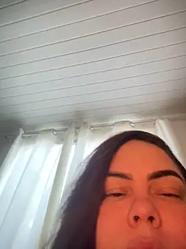 Snapshot of Fernandinhacarioca021rj chatting on February 17, 9:39 am Fernandinhacarioca021rj online show from February 17, 9:39 am