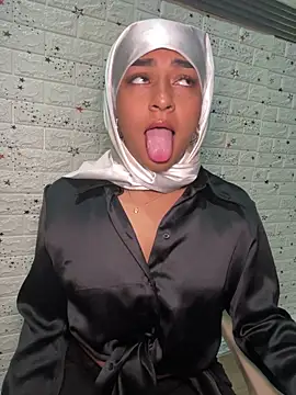 Snapshot of CelestSkyy chatting on November 15, 3:15 am CelestSkyy online show from November 15, 3:15 am