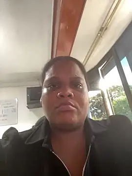 gabrielabrunette69 online show from February 15, 9:22 pm