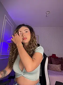 HoneyMollyX online show from November 25, 1:00 pm