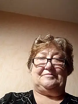 Katherine735 online show from November 1, 9:50 pm