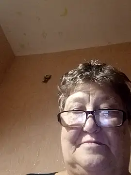 Katherine735 online show from November 18, 9:30 pm