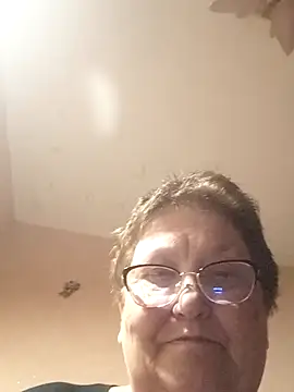 Snapshot of Katherine735 chatting on April 7, 8:53 pm Katherine735 online show from April 7, 8:53 pm