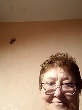 Snapshot of Katherine735 chatting on April 14, 7:42 pm Katherine735 online show from April 14, 7:42 pm