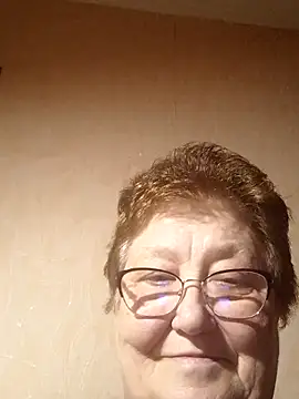 Snapshot of Katherine735 chatting on April 19, 8:44 pm Katherine735 online show from April 19, 8:44 pm