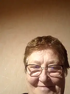 Snapshot of Katherine735 chatting on April 24, 8:55 pm Katherine735 online show from April 24, 8:55 pm