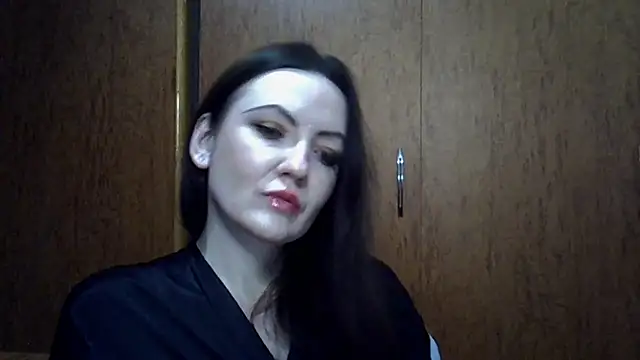 Snapshot of Kalorinn chatting on February 21, 1:12 pm Kalorinn online show from February 21, 1:12 pm