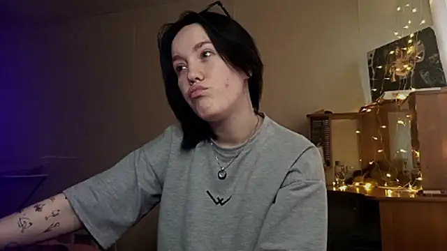 JennyRass online show from December 5, 8:23 am