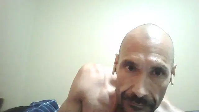 Snapshot of famousafterthoughtcut999 chatting on October 11, 1:20 pm famousafterthoughtcut999 online show from October 11, 1:20 pm