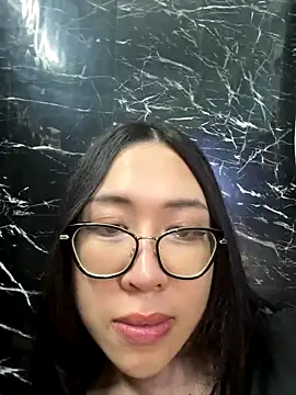 AnnieEma online show from October 20, 8:53 pm