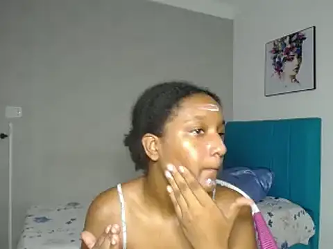 millysweetass online show from November 7, 2:28 pm