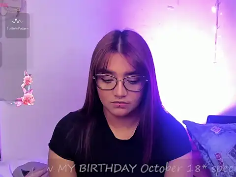 Snapshot of soyanny_1 chatting on October 14, 10:32 pm soyanny 1 online show from October 14, 10:32 pm