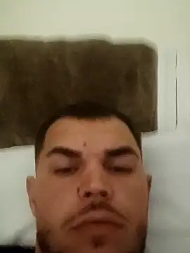 Snapshot of Alexszader36 chatting on October 21, 10:21 pm Alexszader36 online show from October 21, 10:21 pm