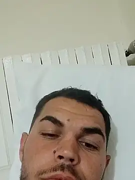 Snapshot of Alexszader36 chatting on October 29, 9:16 pm Alexszader36 online show from October 29, 9:16 pm