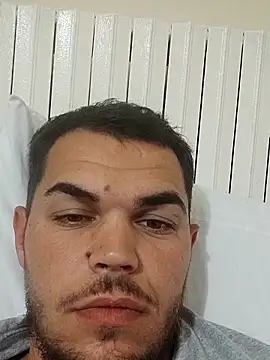 Snapshot of Alexszader36 chatting on October 30, 9:15 pm Alexszader36 online show from October 30, 9:15 pm