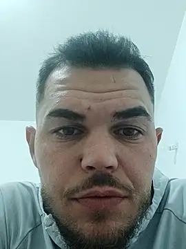 Snapshot of Alexszader36 chatting on November 21, 7:23 pm Alexszader36 online show from November 21, 7:23 pm