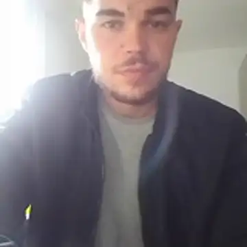 Snapshot of Alexszader36 chatting on February 6, 1:58 pm Alexszader36 online show from February 6, 1:58 pm