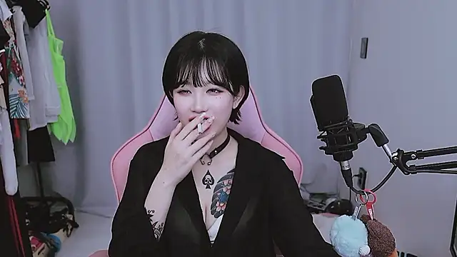 MISA 02 online show from April 19, 8:13 am