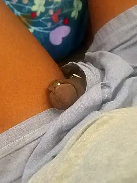 leeya14 online show from November 2, 7:00 am