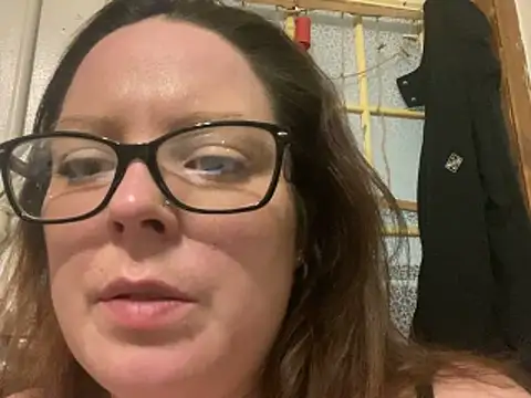 EdNEmSexyBlend online show from April 6, 6:25 am