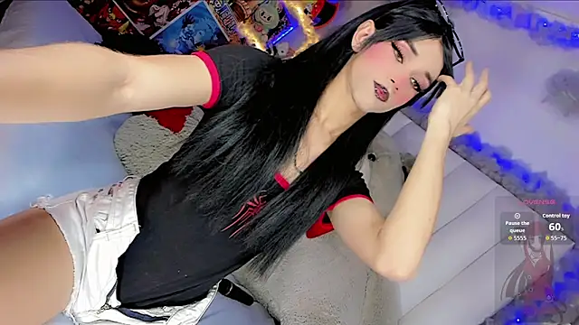 Snapshot of Kinng_Sex chatting on May 24, 5:40 pm Kinng Sex online show from May 24, 5:40 pm
