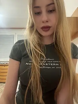 JudithCarly online show from February 12, 10:05 pm