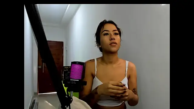 Kitty love2006 online show from February 28, 1:01 pm