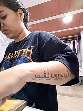 harper ks online show from November 19, 4:18 pm