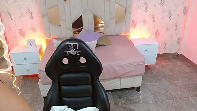 MARIANA TAY1 online show from October 28, 3:10 am