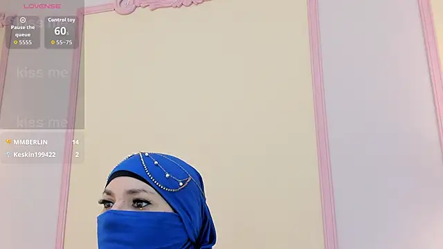 Snapshot of _naylaa_ chatting on March 29, 4:01 am naylaa online show from March 29, 4:01 am